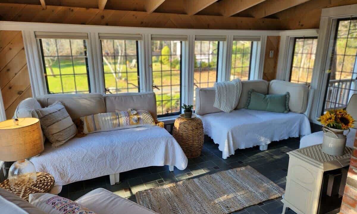 Photo of Bedroom in Lamoine Beach