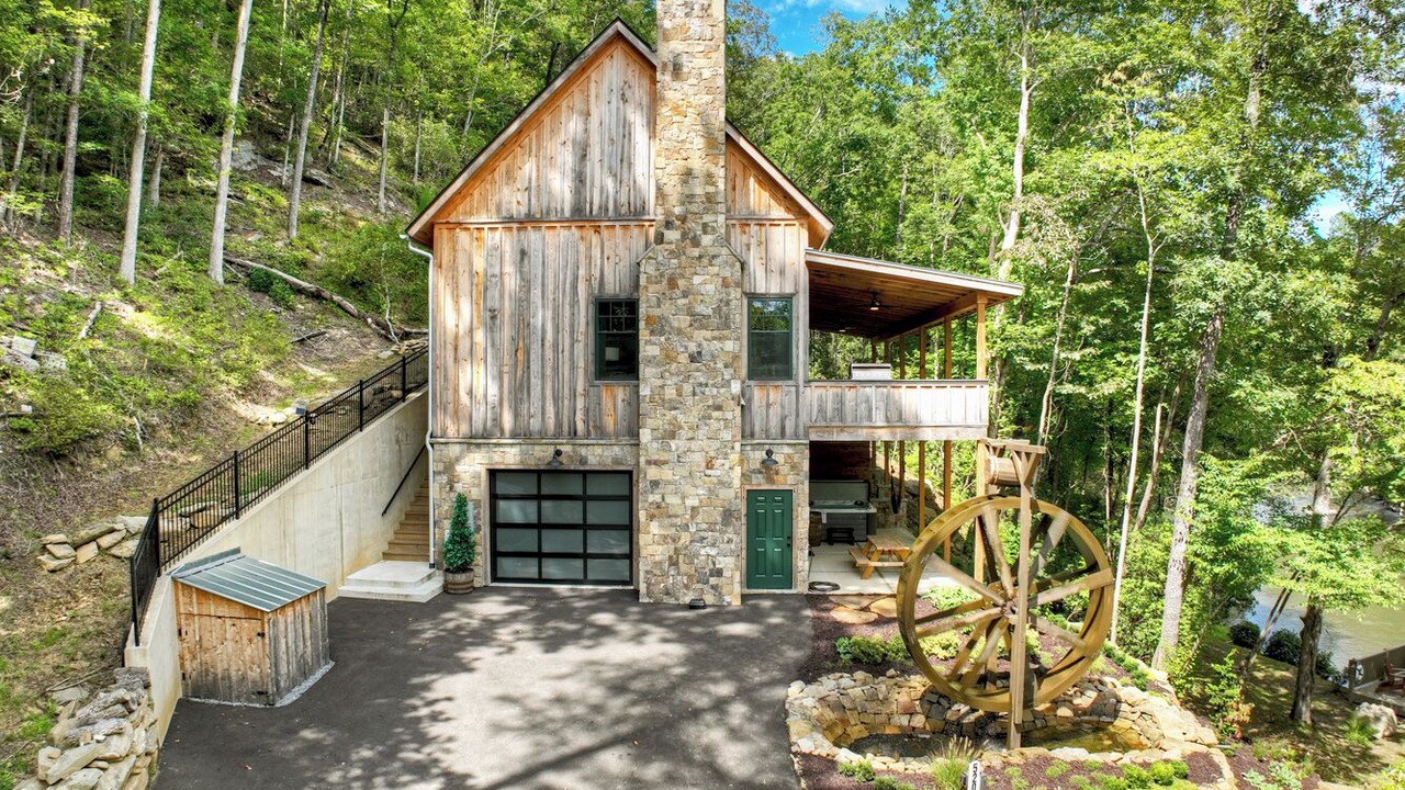 Photo of Others in East Ellijay