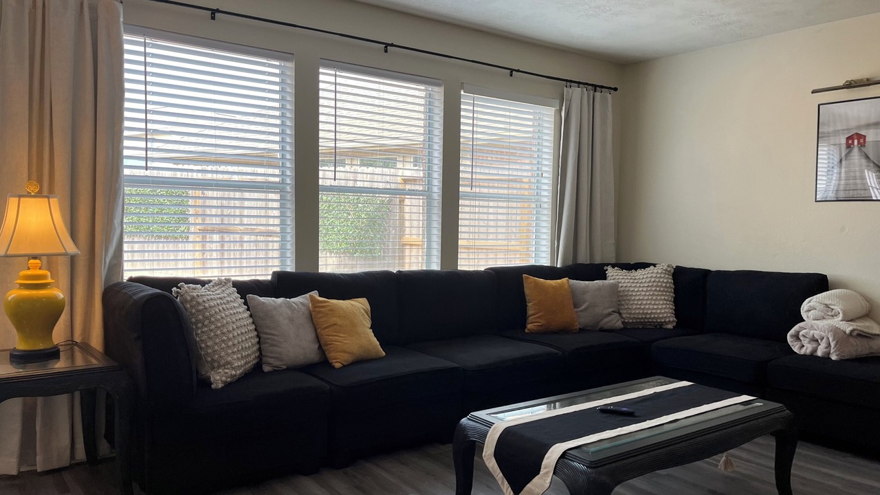 Photo of Livingroom in Tomball
