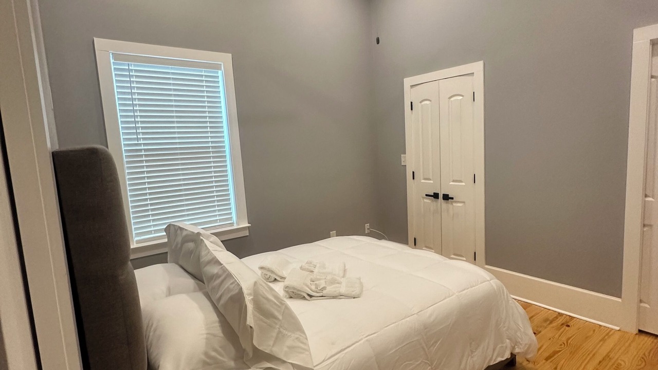 Photo of Bedroom in Fairgrounds
