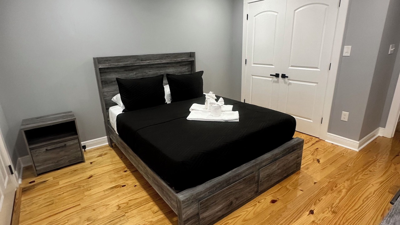 Photo of Bedroom in Fairgrounds