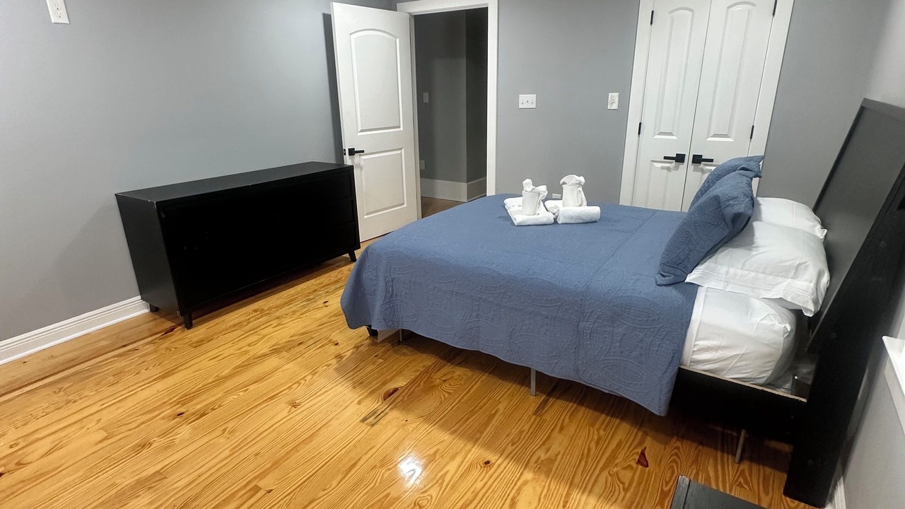Photo of Bedroom in Fairgrounds