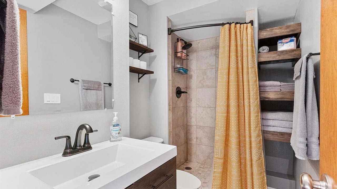 Photo of Bathroom in Green Bay