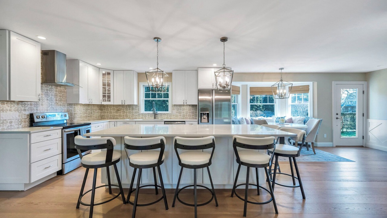 Photo of Kitchen in Village of Southampton