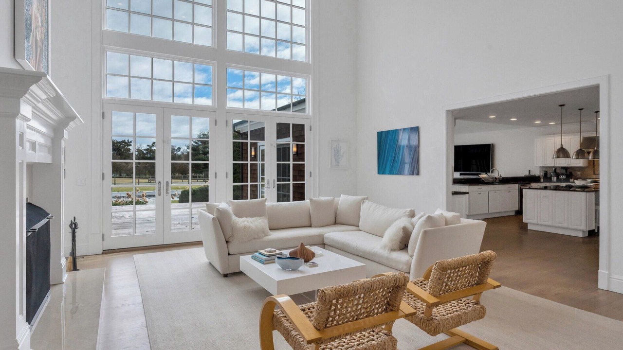 Photo of Livingroom in Bridgehampton