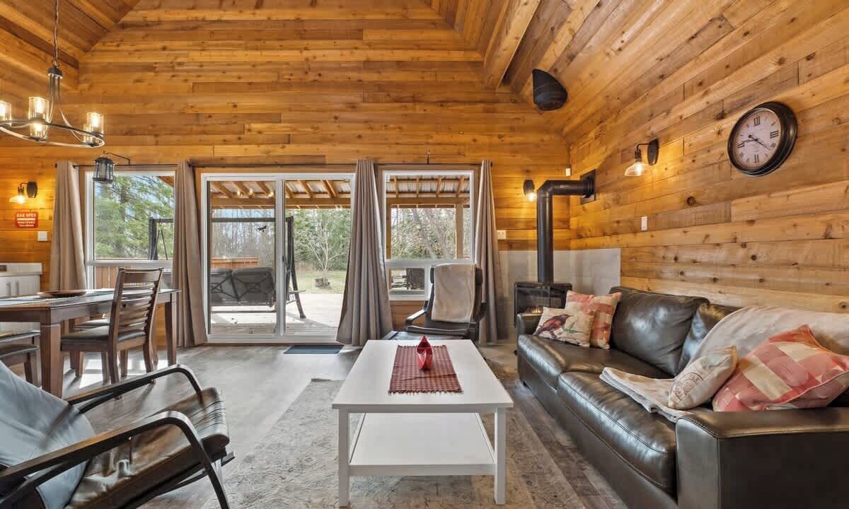 Photo of Livingroom in Gull Lake