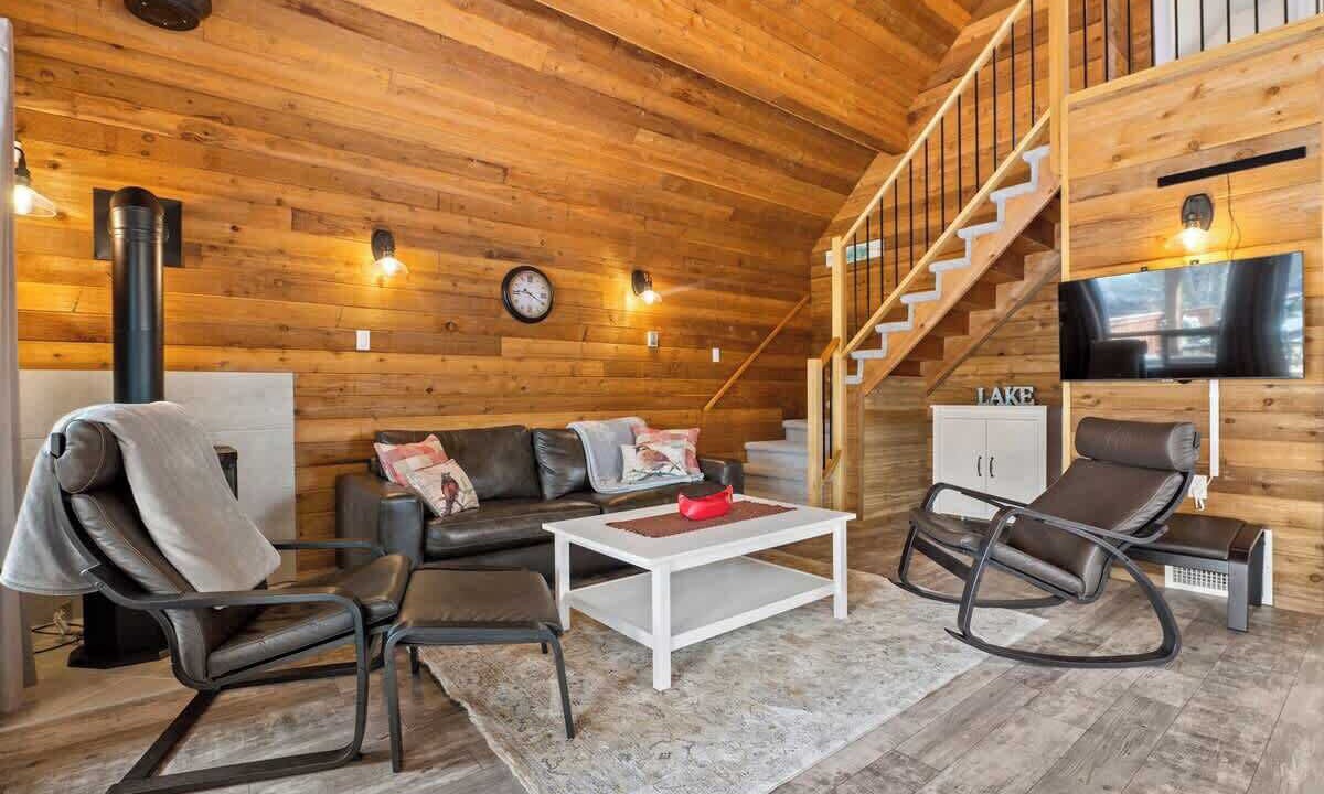 Photo of Livingroom in Gull Lake