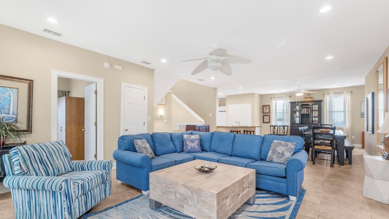 Photo of Livingroom in Fort Morgan Pines