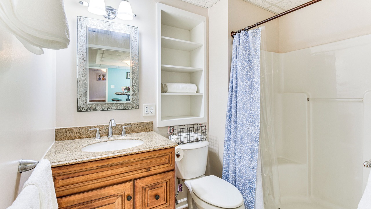 Photo of Bathroom in Toccoa