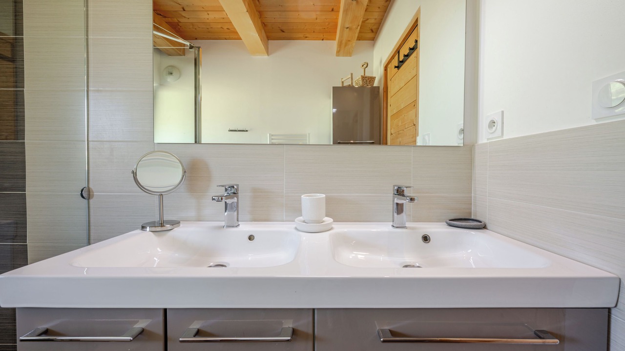 Photo of Bathroom in Nonglard