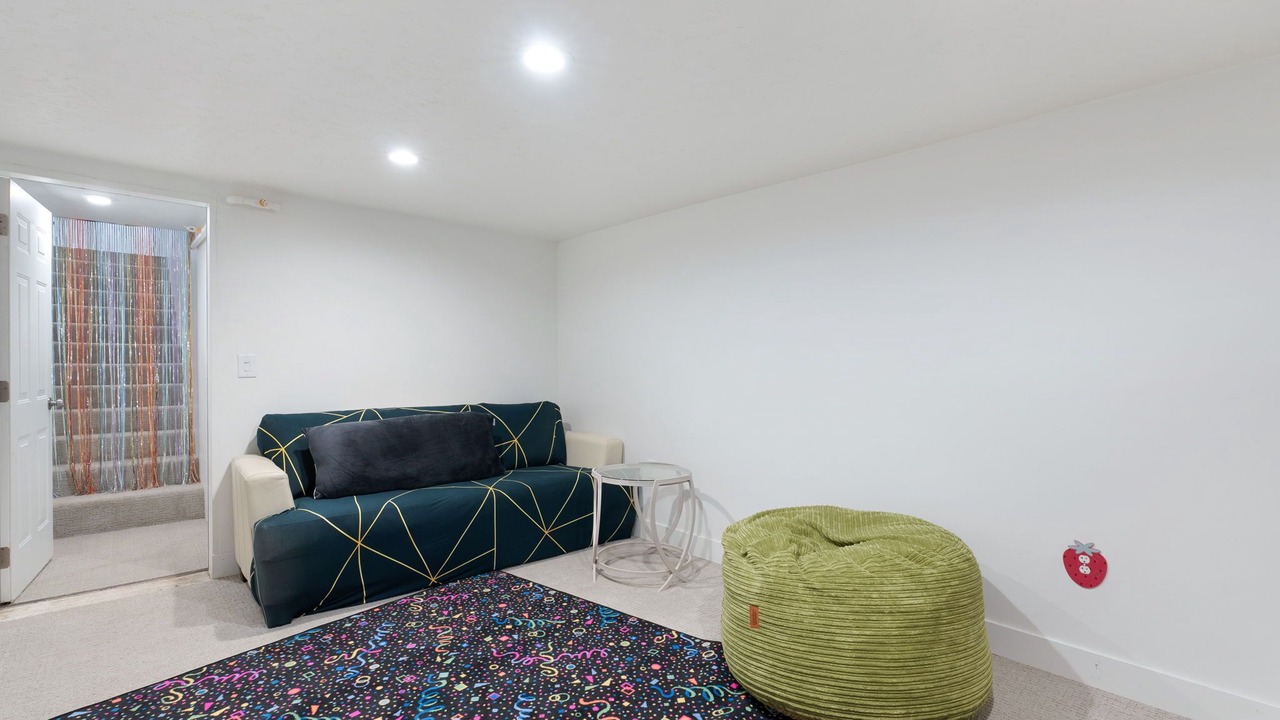 Photo of Bedroom in Hildale