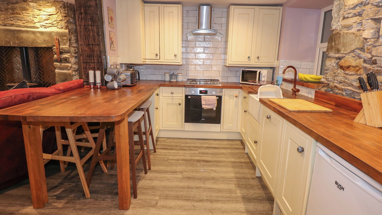 Photo of Kitchen in Rhiwbryfdir
