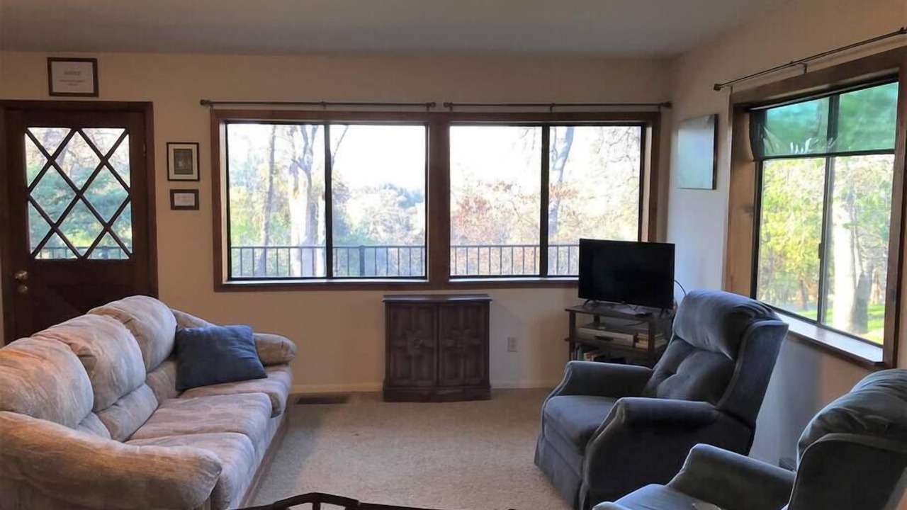 Photo of Bedroom in Midpines