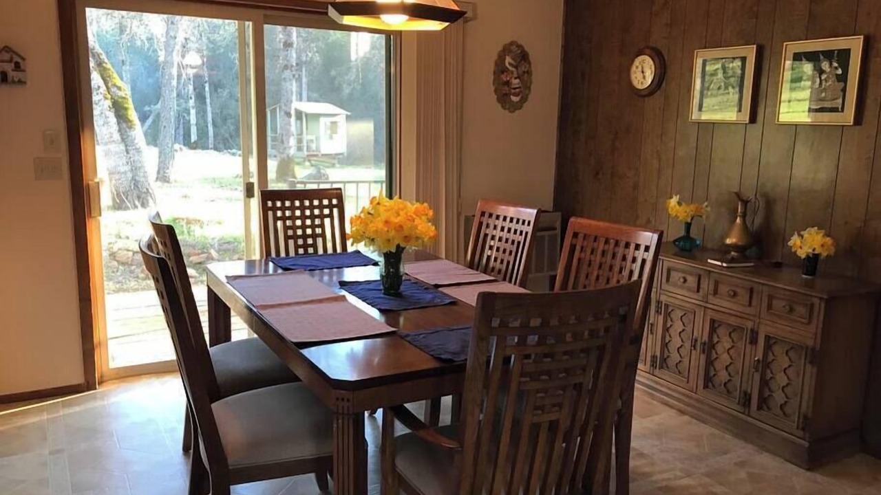Photo of Livingroom in Midpines