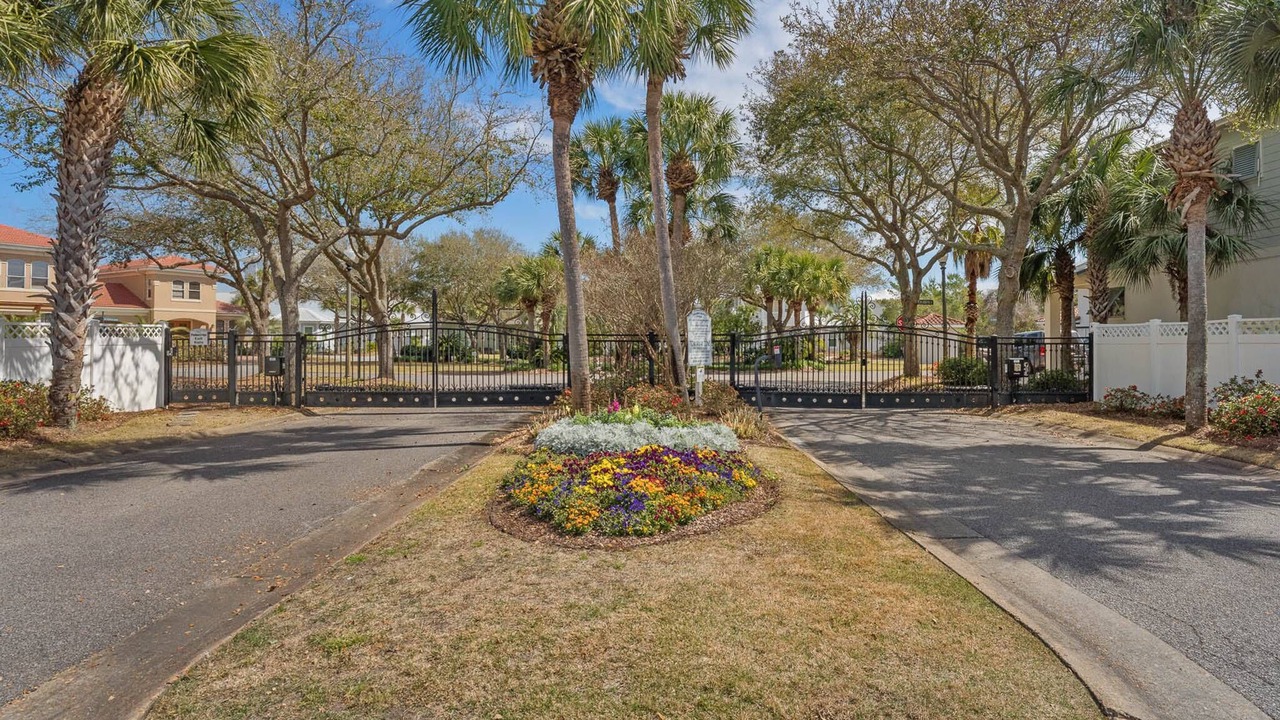 Photo of Outdoor in Emerald Waters Village
