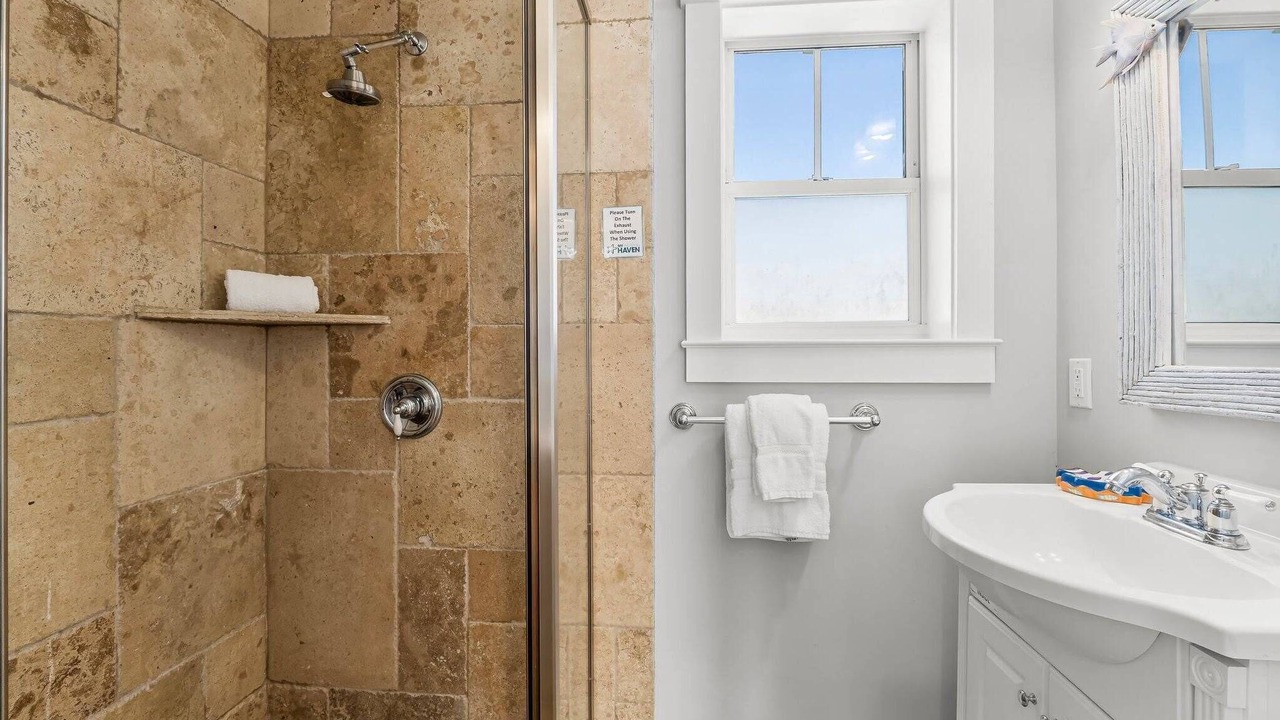 Photo of Bathroom in Emerald Waters Village