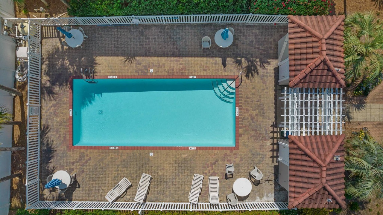 Photo of Outdoor in Emerald Waters Village