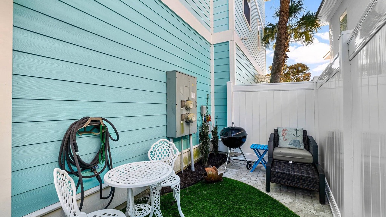 Photo of Outdoor in Emerald Waters Village