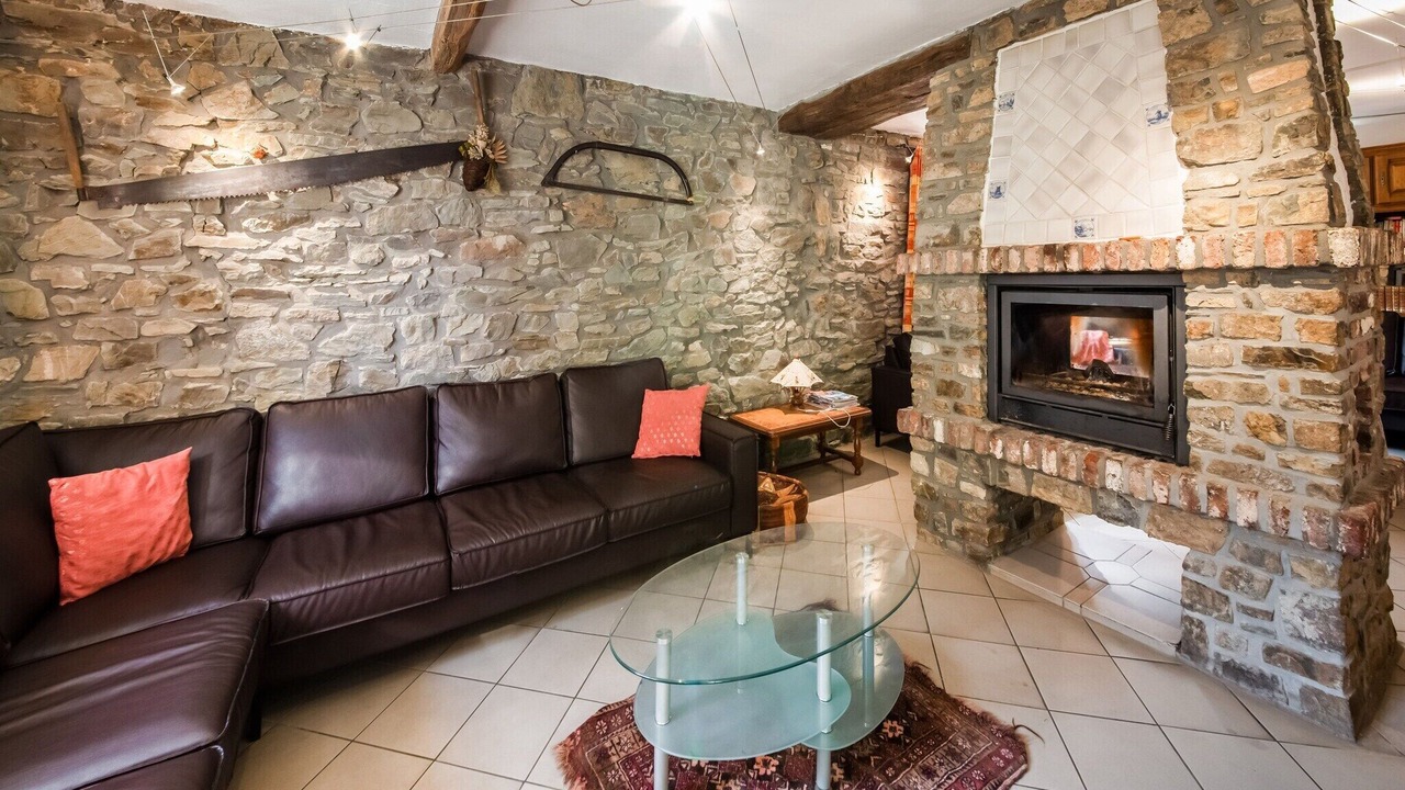 Photo of Livingroom in Saint-Hubert