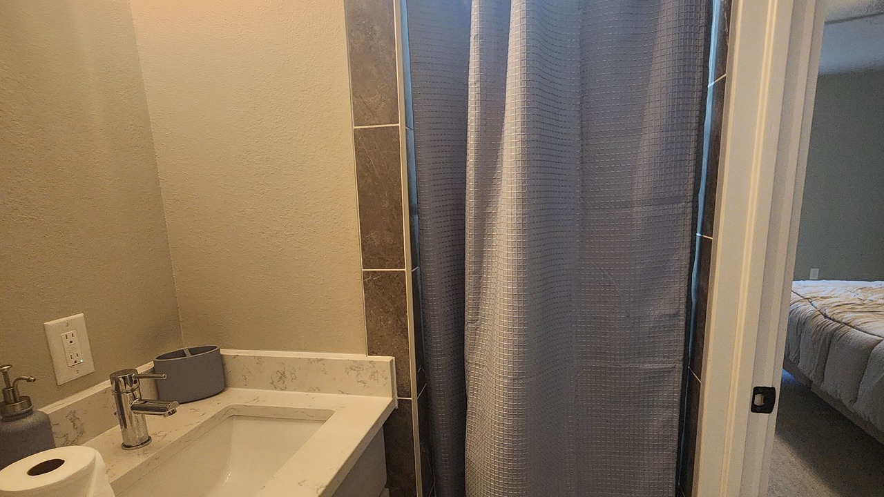 Photo of Bathroom in Del City