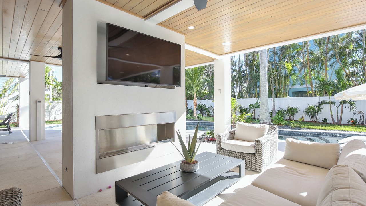 Photo of Patio Balcony in Whitney Beach