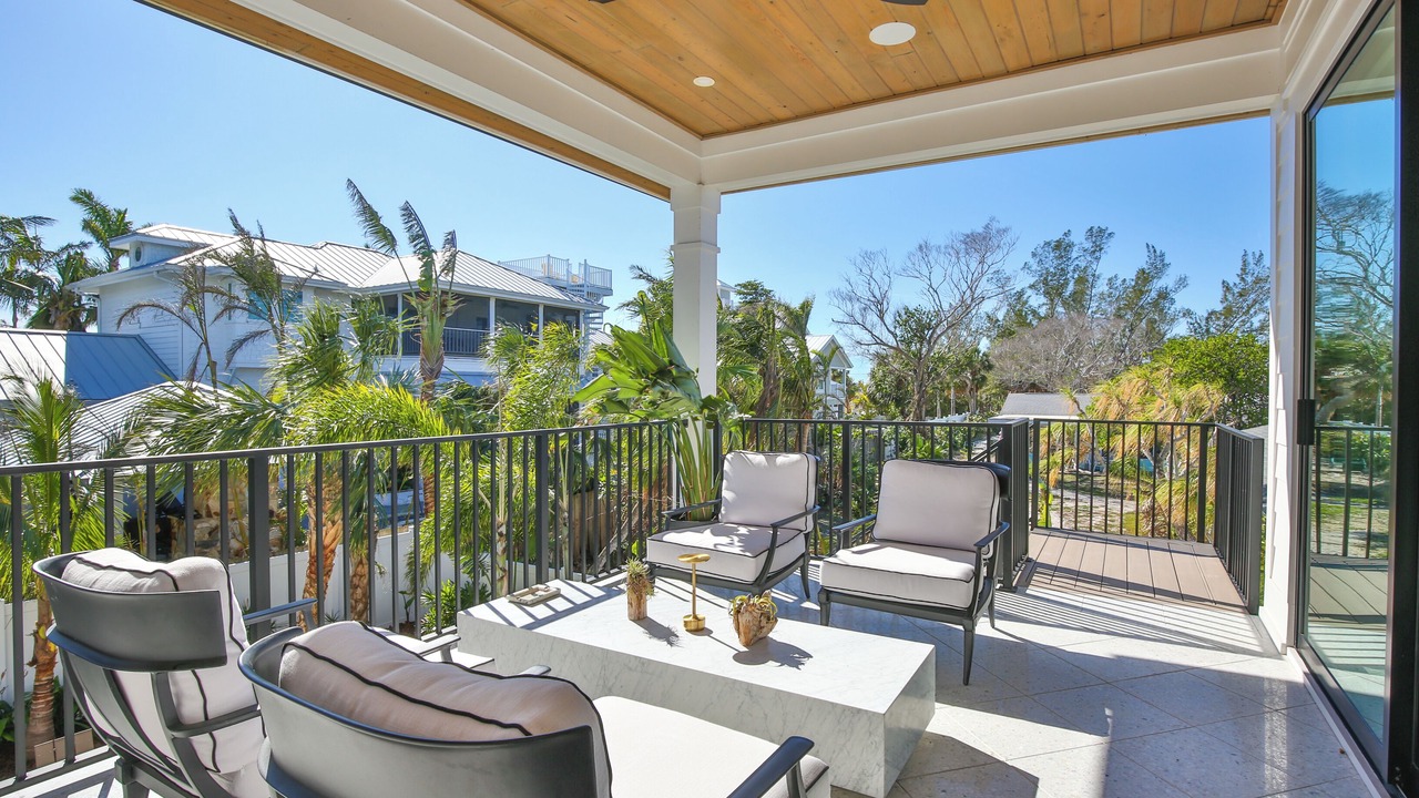 Photo of Patio Balcony in Whitney Beach