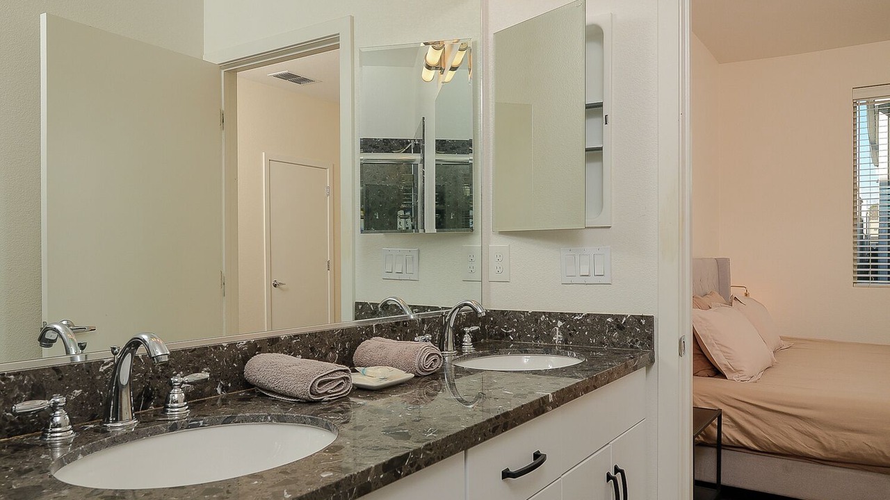 Photo of Bathroom in Land Park