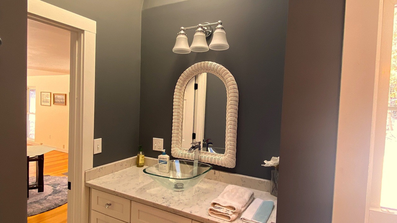 Photo of Bathroom in Brooklin