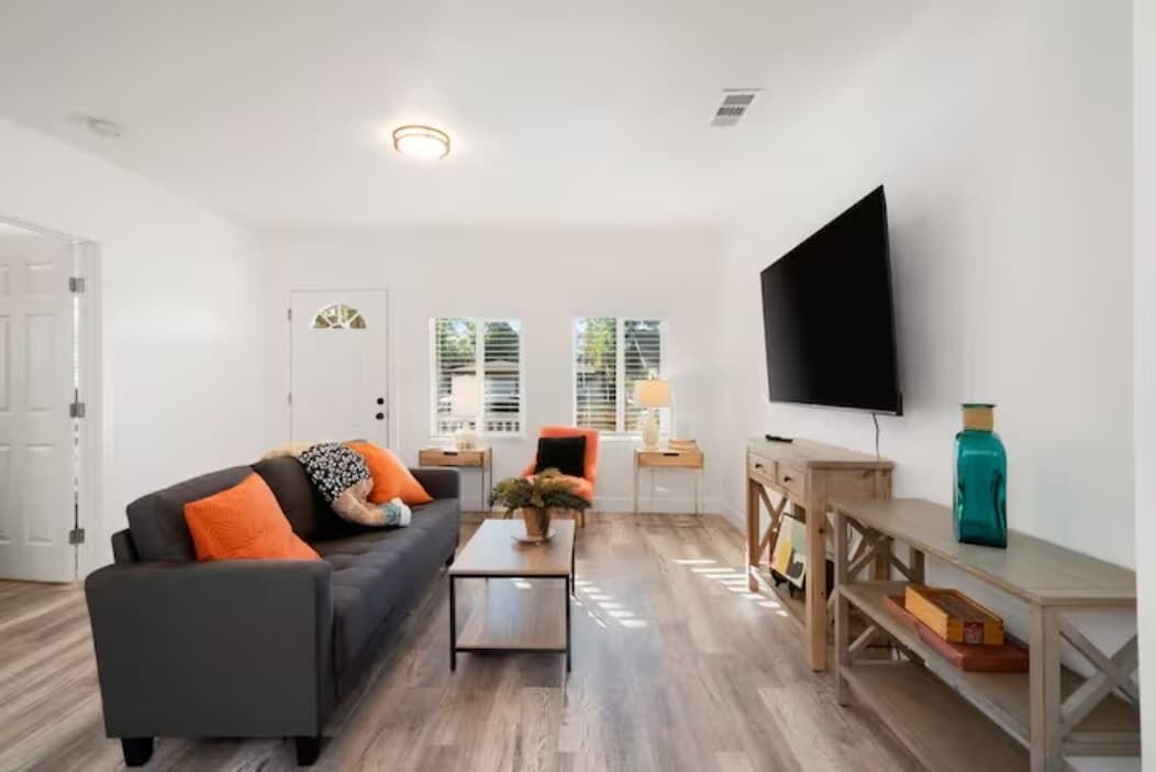 Photo of Livingroom in Southeastern Sacramento