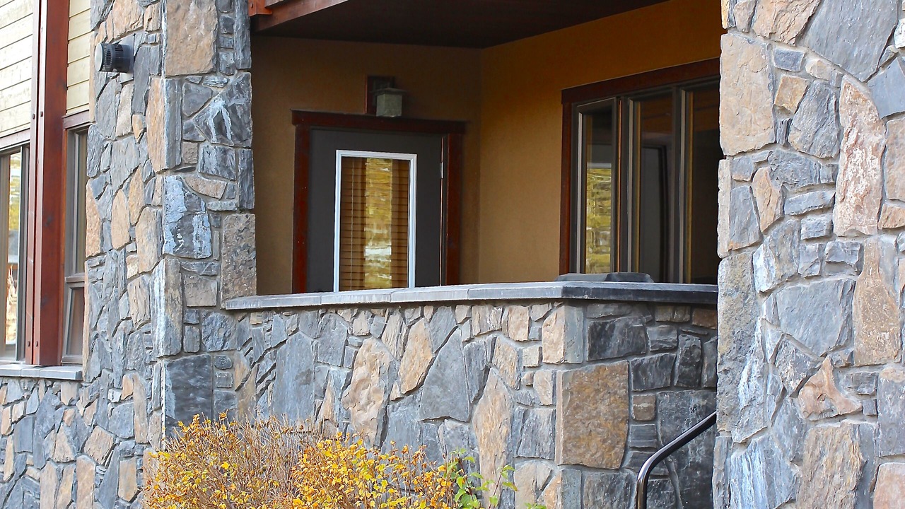 Photo of Patio Balcony in Canmore