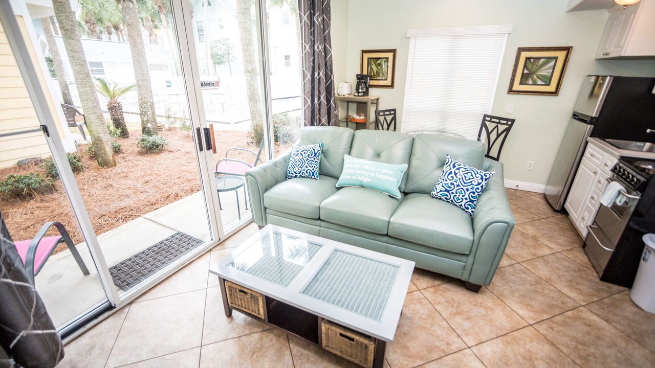 Photo of Livingroom in Crystal Beach