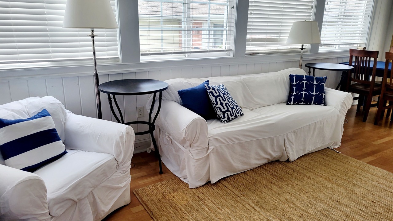 Photo of Bedroom in Country Club Estates