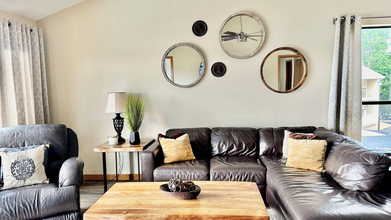 Photo of Livingroom in Osage Beach