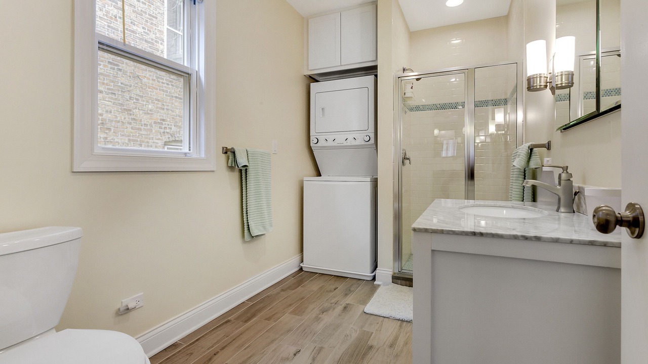 Photo of Bathroom in Rogers Park