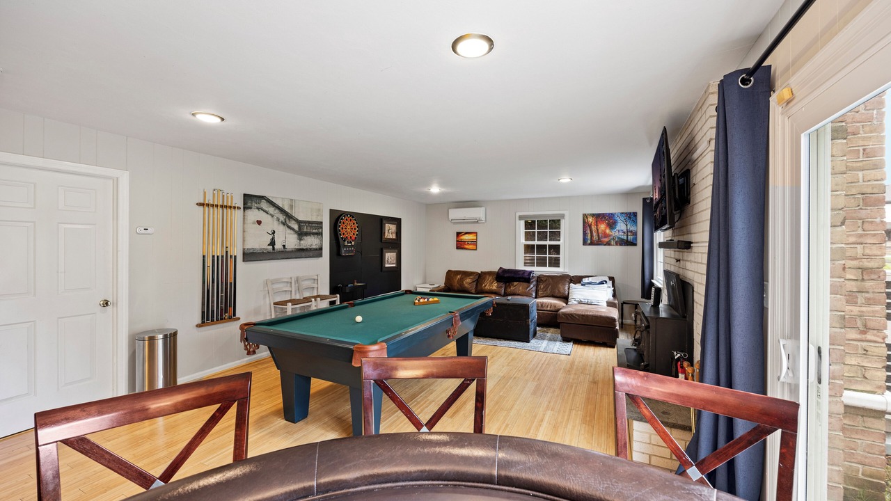 Photo of Bedroom in State College