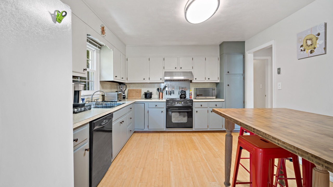Photo of Kitchen in State College