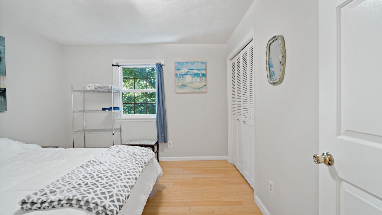 Photo of Bedroom in State College