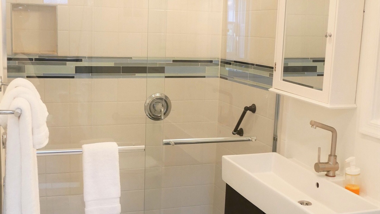 Photo of Bathroom in Capitol Hill