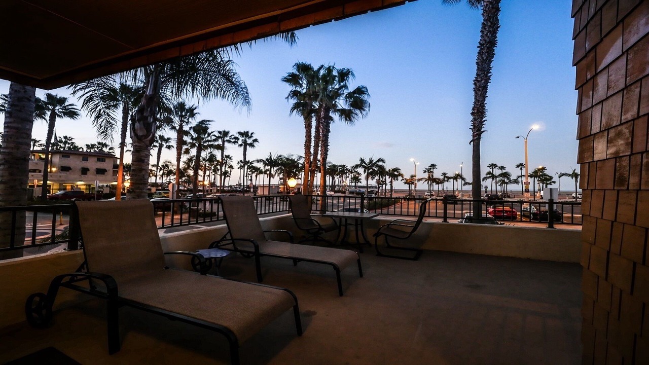 Photo of Patio Balcony in Balboa Peninsula