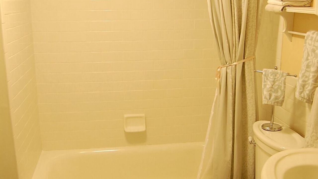 Photo of Bathroom in Laurelhurst