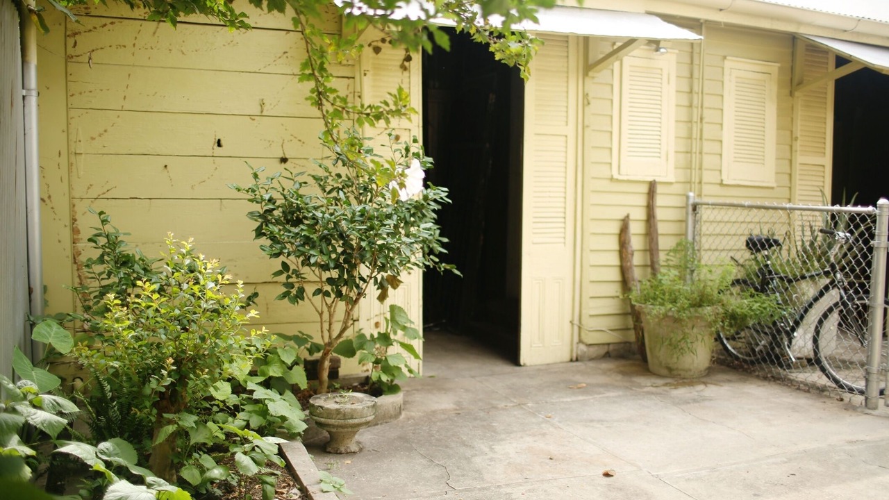 Photo of Others in Bywater