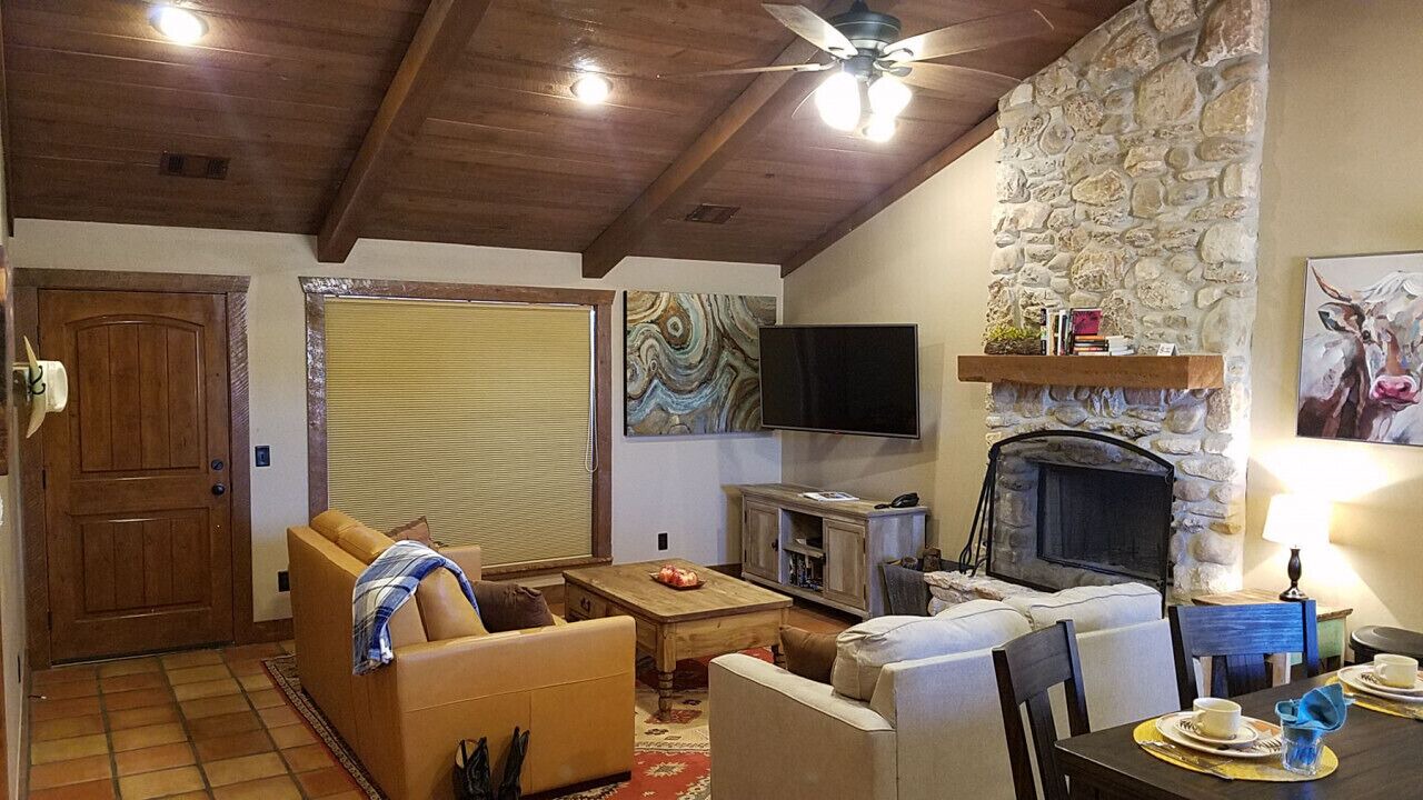 Photo of Livingroom in Canyon