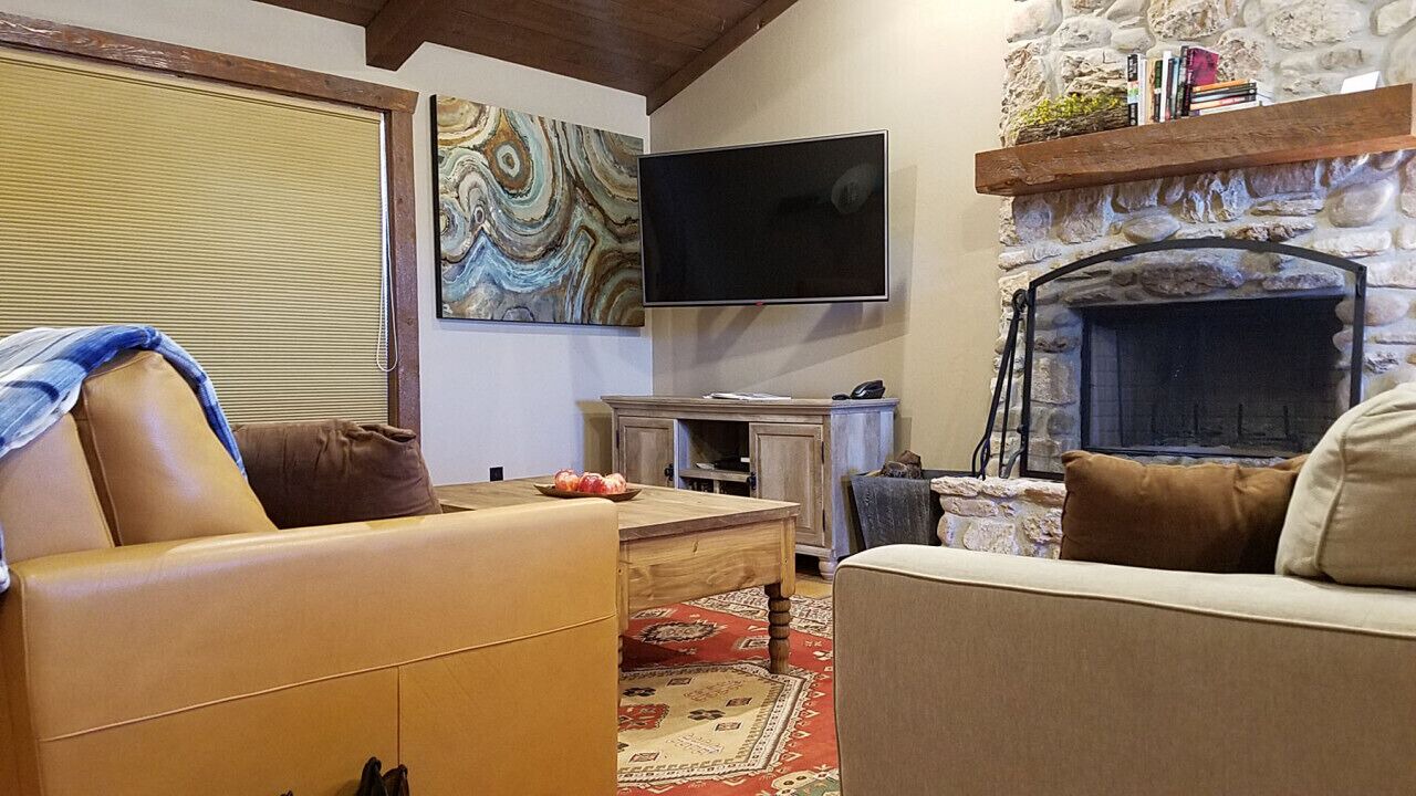 Photo of Livingroom in Canyon