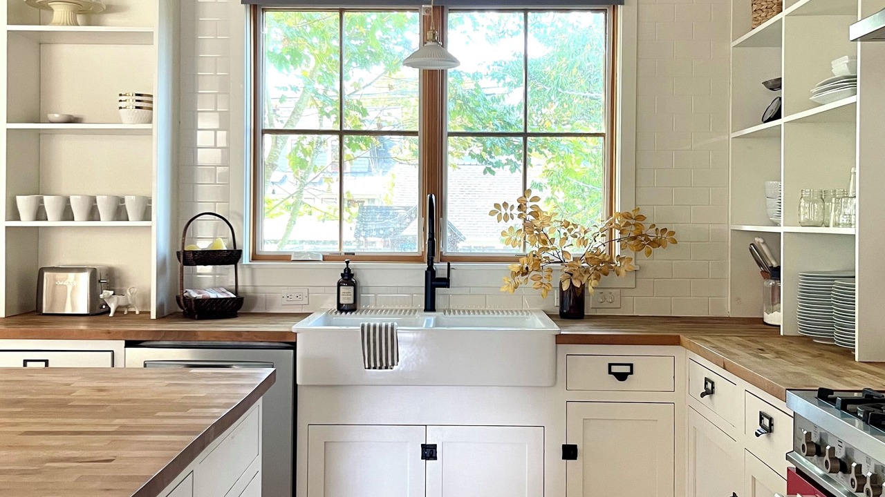 Photo of Kitchen in West Queen Anne