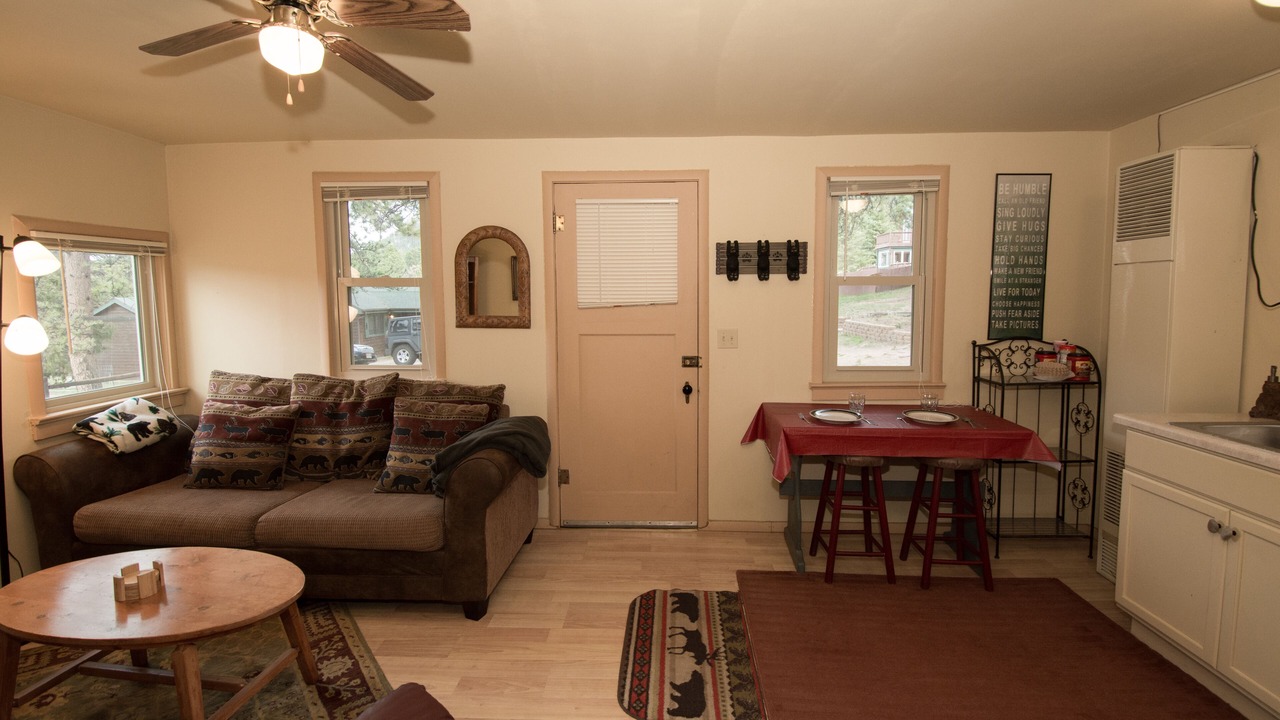 Photo of Livingroom in Estes Park
