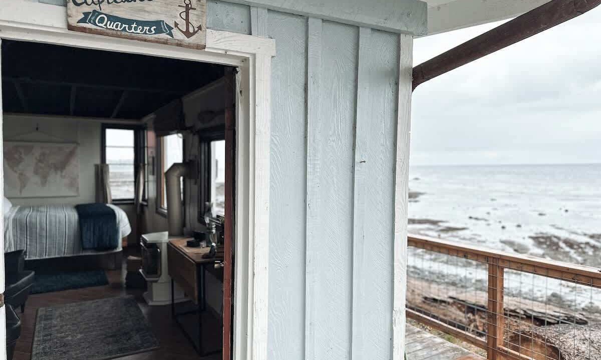 Photo of Patio Balcony in Port Angeles