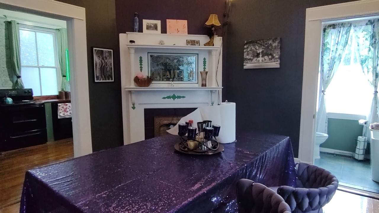 Photo of Livingroom in Metropolitan