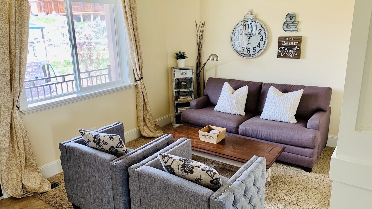 Photo of Bedroom in Cherimoya Hill