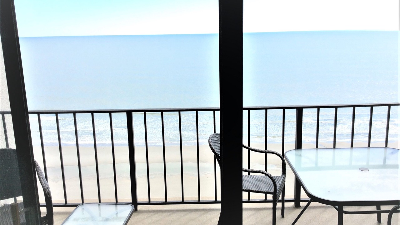 Photo of Patio Balcony in Arcadian Shores
