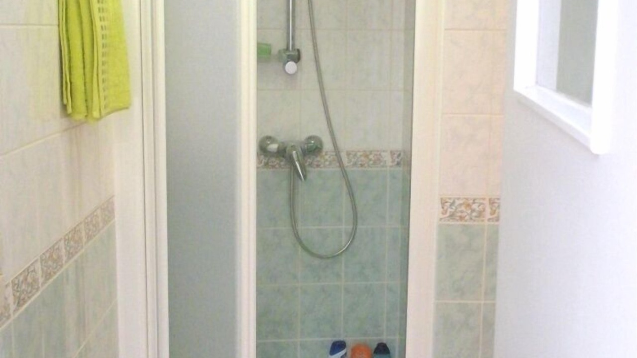 Photo of Bathroom in Dailly